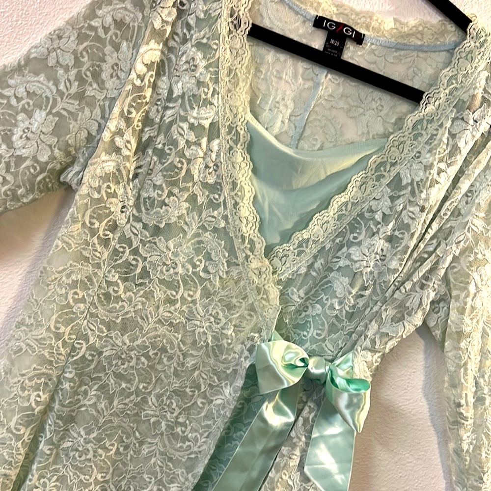 CLOSET CLEAR OUT IGIGI Lace Wrap Blouse w/ cami